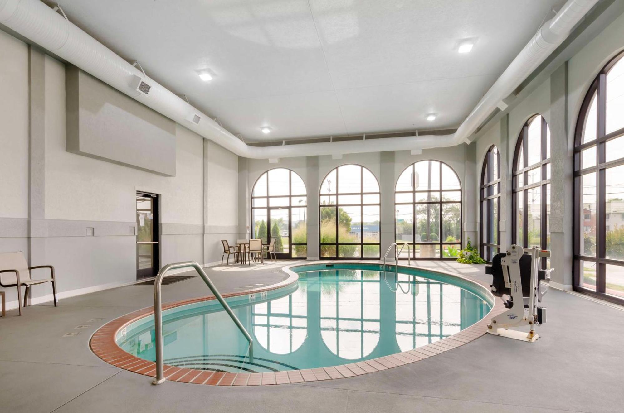 Best Western Plus Harrisonburg Exterior foto