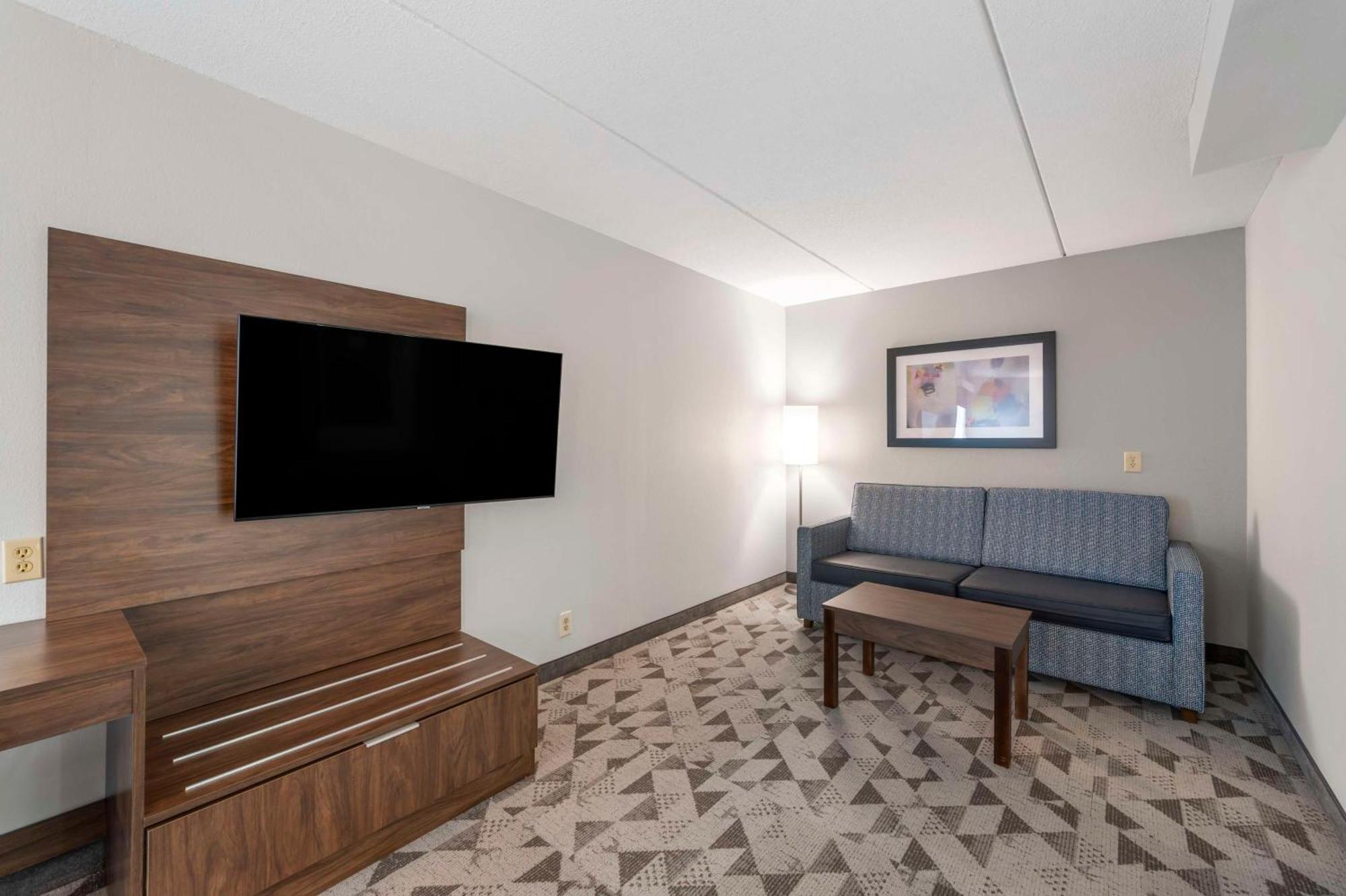 Best Western Plus Harrisonburg Exterior foto